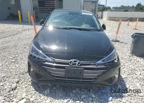 2019 Hyundai Elantra Sel z USA, uszkodzony, nr VIN 5NPD84LFXKH430657